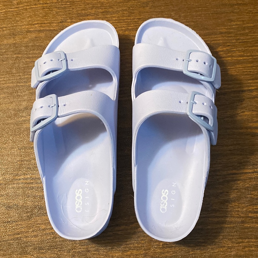 NWT: ASOS Design Slide - Periwinkle Blue, Size 7